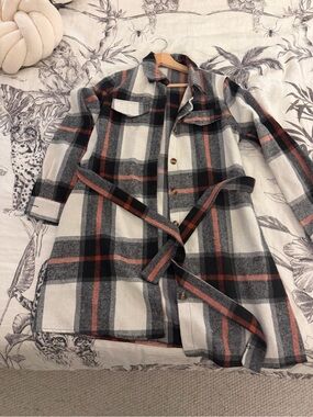 Plaid Belted Shacket Jacket in Cream, Black & Rust
